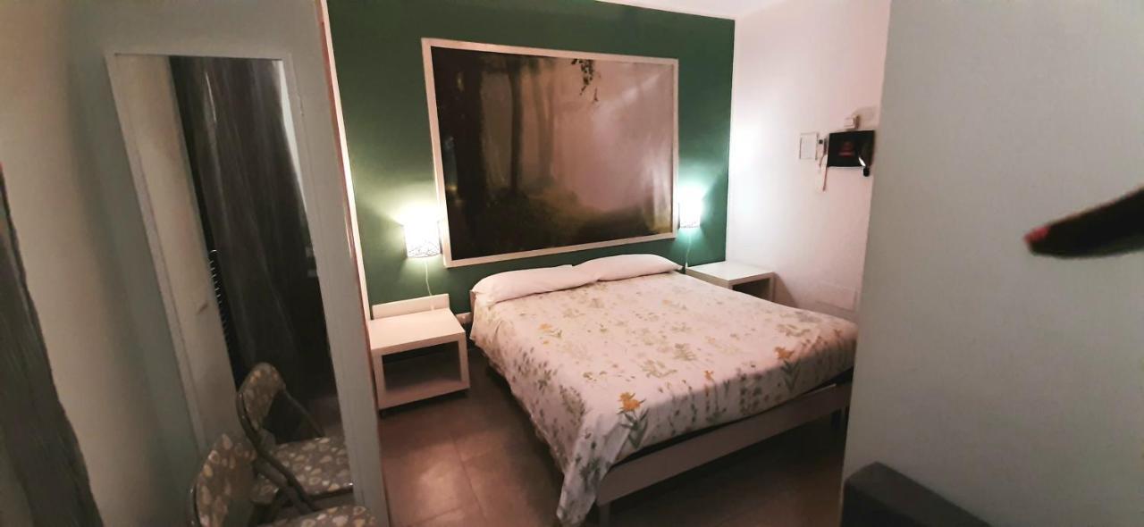 Guest House Roma Express Ladispoli Exterior foto