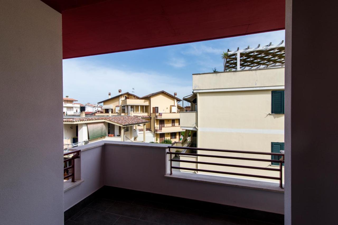 Guest House Roma Express Ladispoli Exterior foto