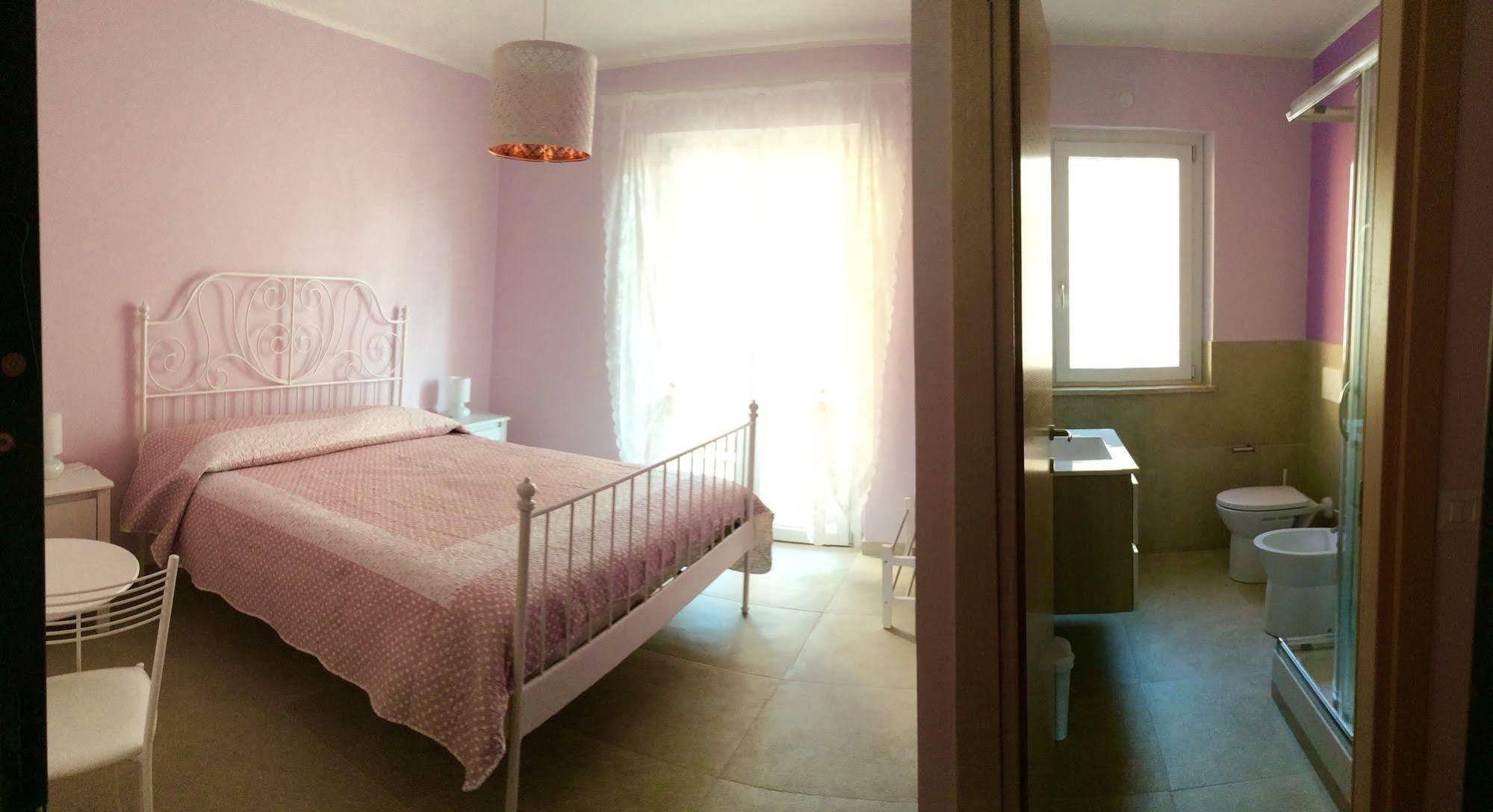 Guest House Roma Express Ladispoli Exterior foto